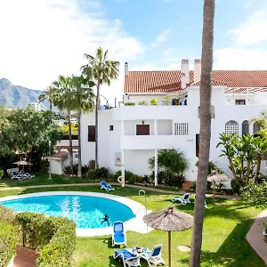 https://luxe-villa-puerto-banus.es-andalucia.com